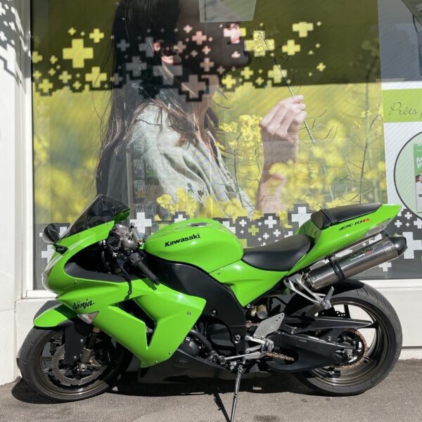 La légendaire Kawasaki ZX10R Ninja en version vert Godier Genoud