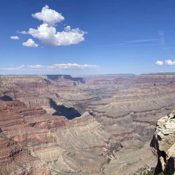 Un peu de René Magritte dans Grand Canyon