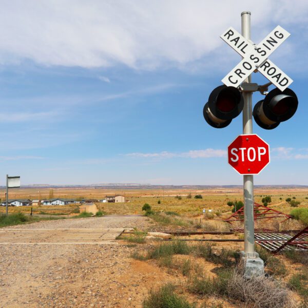 Encore un magnifique rail road xing en Arizona