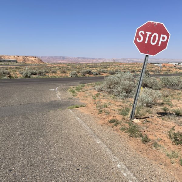 Signalisation routière aux États-Unis : la photogénie illustrée