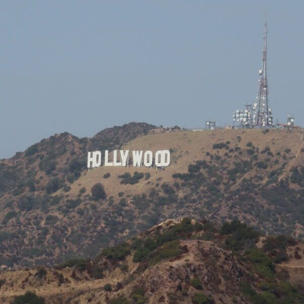 Hollywood sign sur les hauteurs de Los Angeles