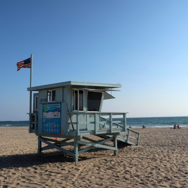 La carte postale dépaysante sur la plage de Santa Monica